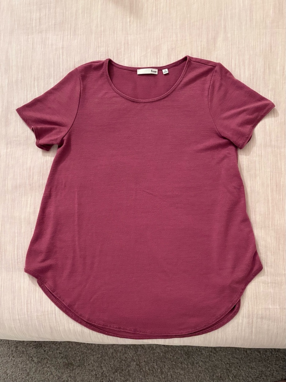 Aritzia Wilfred Free Short Sleeve Pink Top
